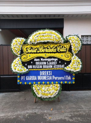 Papan Bunga Duka di Bandar Selamat