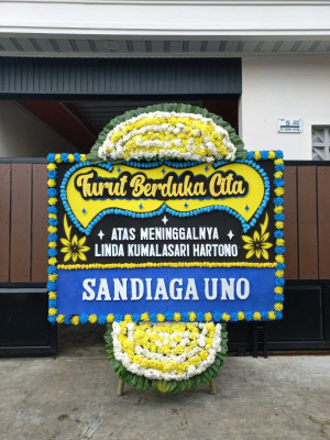 Papan Bunga Duka di Bandar Selamat